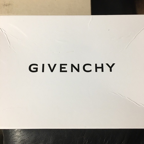 Designer Shoes - Picture 10 of 15